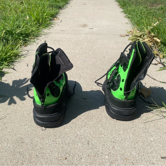 Green Demonia Platform Boot Shoes - Picture 3 of 6